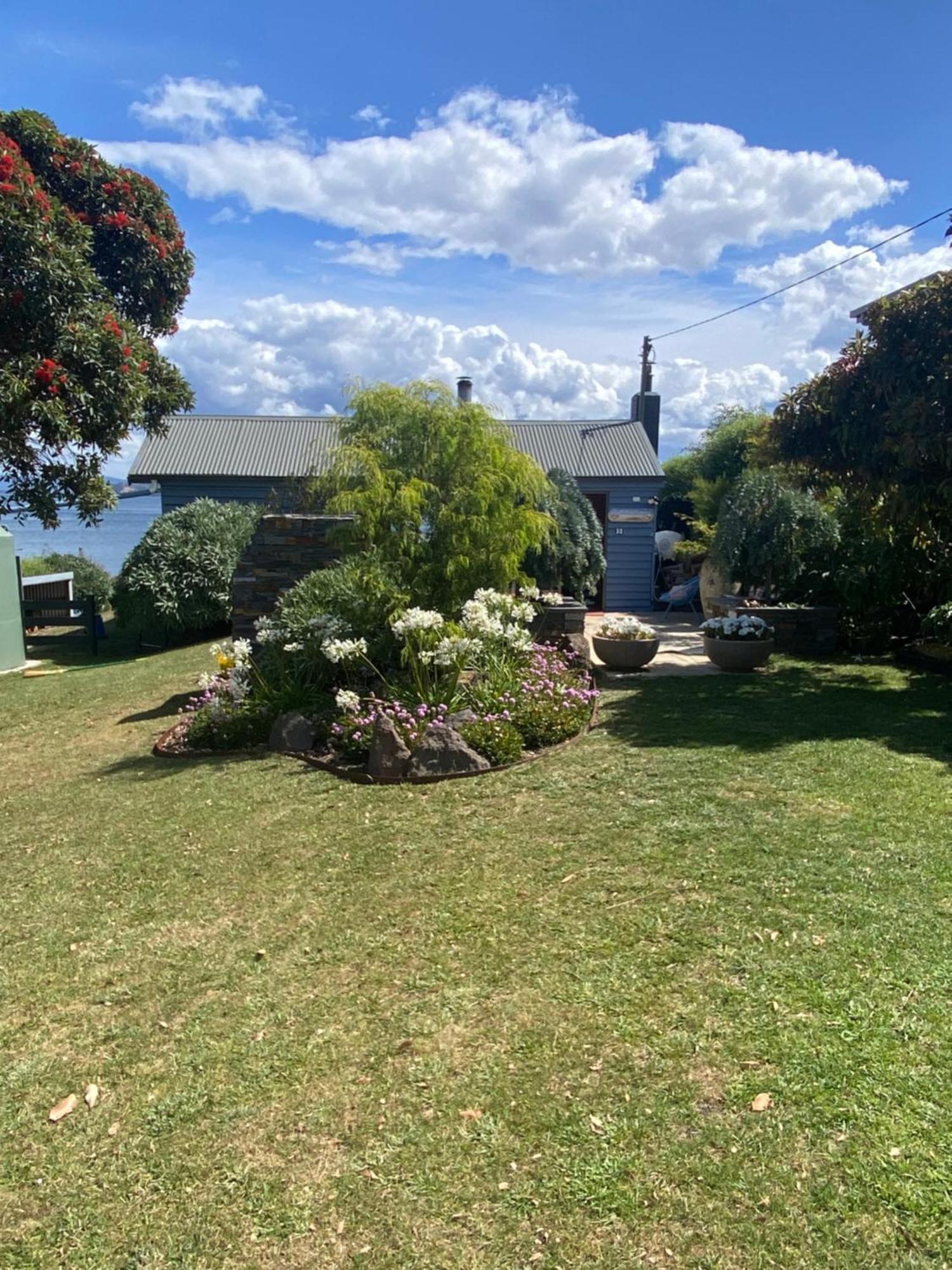 Beach Buoy Opossum Bay South Arm Εξωτερικό φωτογραφία