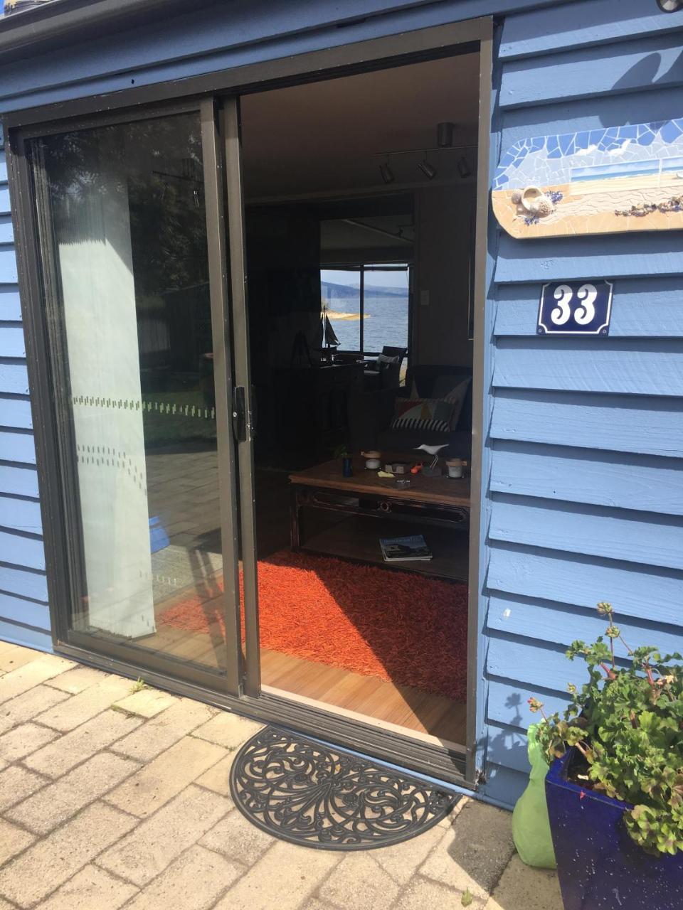 Beach Buoy Opossum Bay South Arm Εξωτερικό φωτογραφία